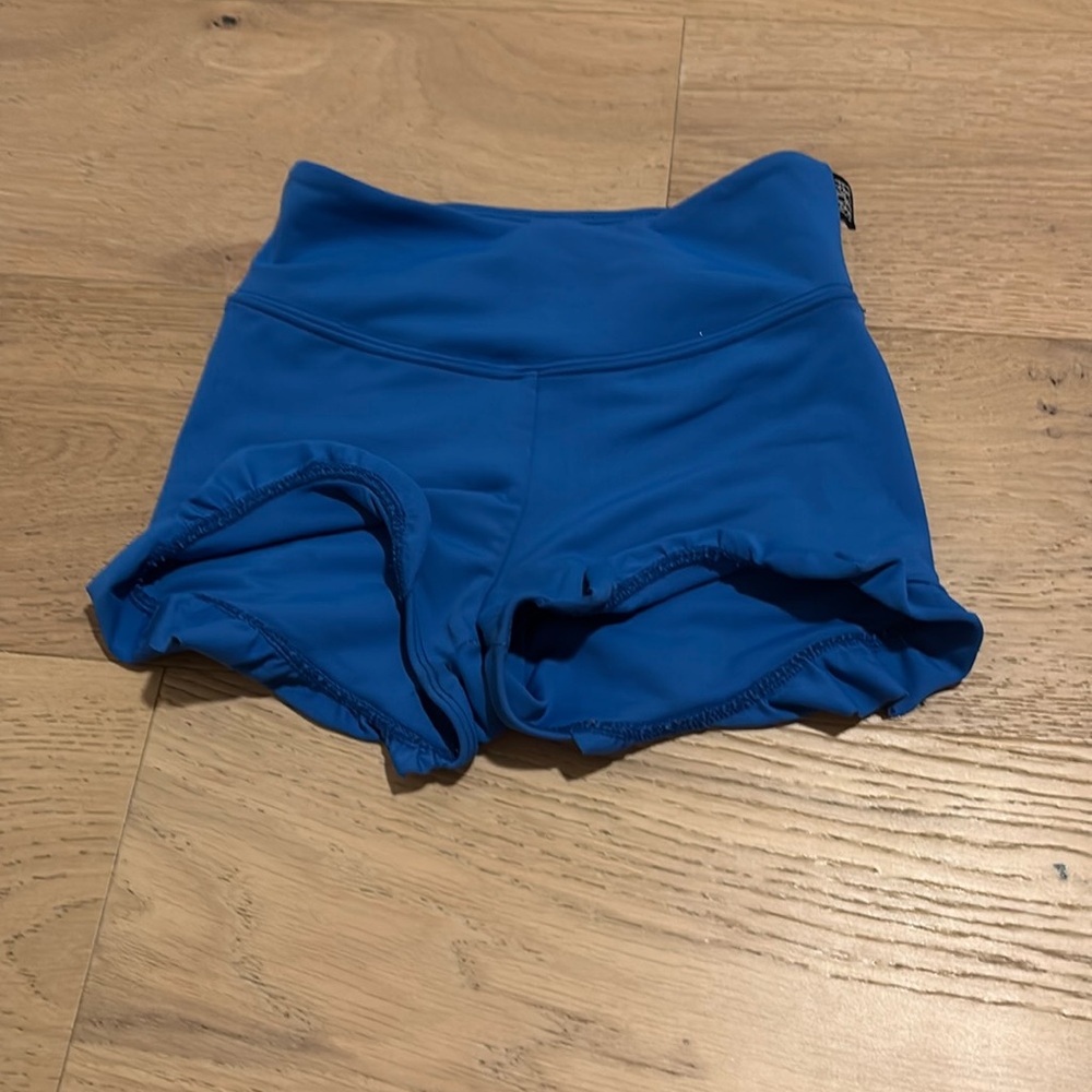 Tiger Friday, blue booty shorts